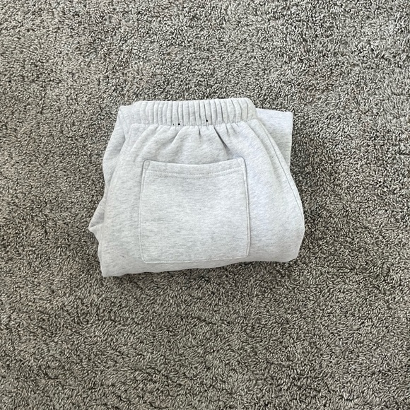 Garage Women’s Light Gray Joggers - Picture 4 of 4